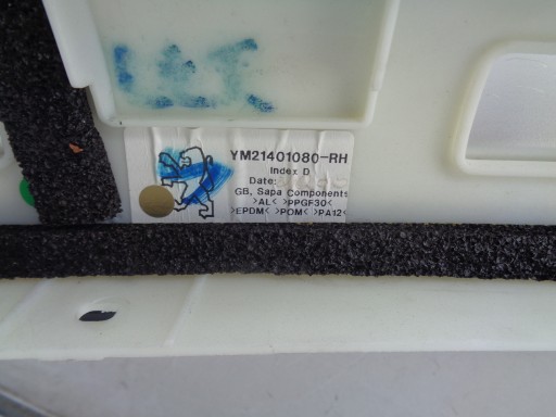 LAJSNA KROM DESNA STRANA UKRASNA PEUGEOT RCZ