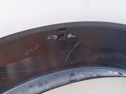 POKLOPAC BLATOBRANA DESNA STRANA ZADNJA MITSUBISHI L200 15-