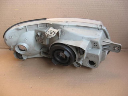 LAMPA FAR LIJEVA STRANA PREDNJA HYUNDAI ACCENT 00-02 NR 101