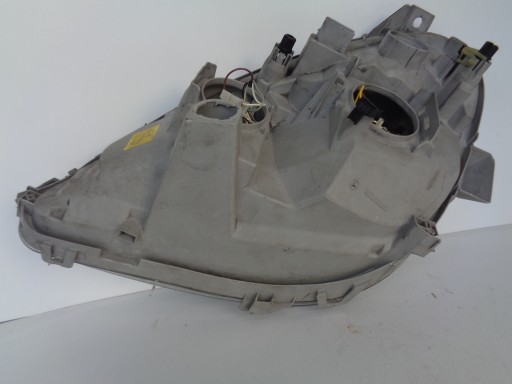 LAMPA FAR DESNA STRANA MERCEDES A-KLASA W168 LAMPA FAR DESNA STRANA MERCEDES A-KLASA W168