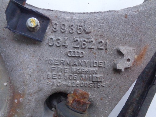 RUKAVAC LIJEVA STRANA ZADNJA  VILICA AUDI A4 01-04 QUATTRO