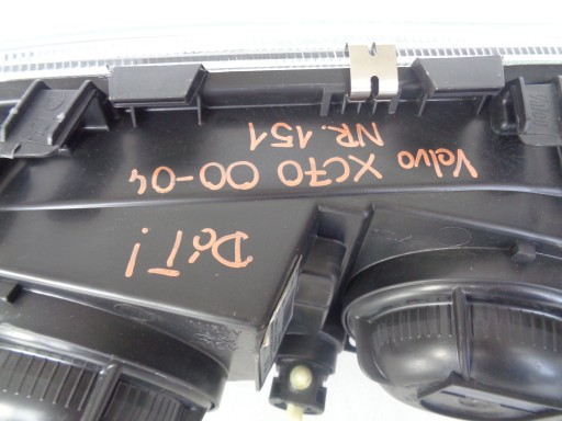 LAMPA FAR LIJEVA STRANA VOLVO XC70 00-04