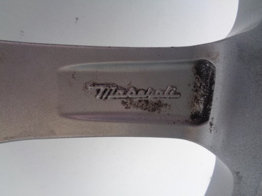 FELGA ALUMINIJSKA MASERATI 8,5JX19 ET52 5X114,3