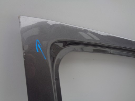 VRATA DESNA  PREDNJA STRANA MAZDA TRIBUTE NR 10045