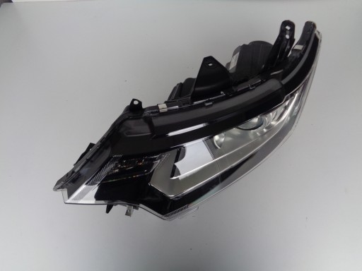 LAMPA FAR LIJEVA STRANA MITSUBISHI OUTLANDER III 15- REDIZAJN LED LAMPA FAR LIJEVA STRANA MITSUBISHI OUTLANDER III 15- REDIZAJN LED