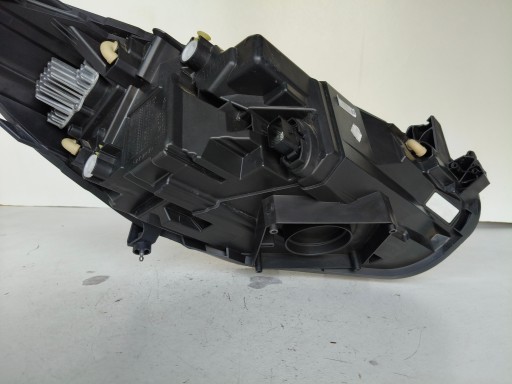 LAMPA FAR LIJEVA STRANA FORD FIESTA MK8 21- REDIZAJN FULL LED LAMPA FAR LIJEVA STRANA FORD FIESTA MK8 21- REDIZAJN FULL LED