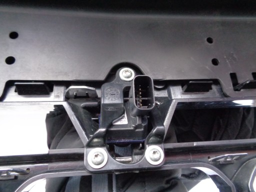 BRANIK PREDNJA STRANA FORD KUGA MK3 19- NR 49059 + KAMERA BRANIK PREDNJA STRANA FORD KUGA MK3 19- NR 49059 + KAMERA