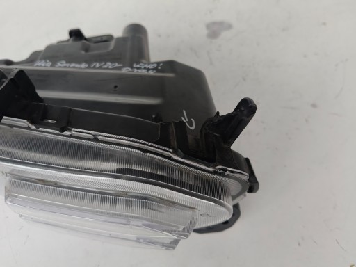 MAGLENKA DESNA STRANA KIA SORENTO IV 20- LED