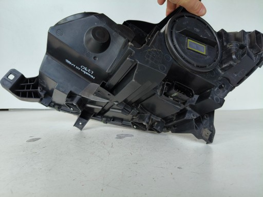 LAMPA FAR DESNA STRANA MERCEDES ML W166 11- LAMPA FAR DESNA STRANA MERCEDES ML W166 11-
