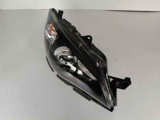 LAMPA FAR DESNA STRANA SUBARU IMPREZA WRX STI