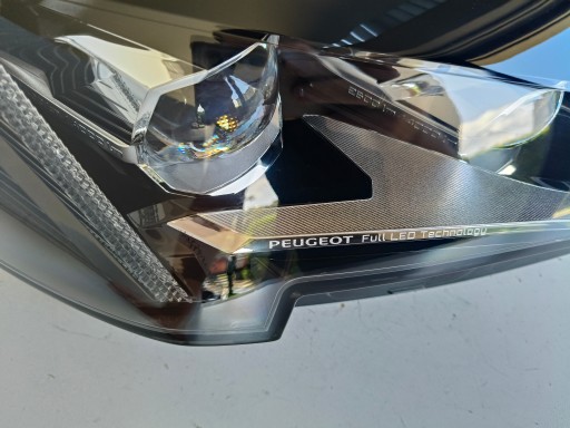 LAMPA FAR DESNA STRANA PEUGEOT 3008 5008 II 20- REDIZAJN FULL LED LAMPA FAR DESNA STRANA PEUGEOT 3008 5008 II 20- REDIZAJN FULL LED