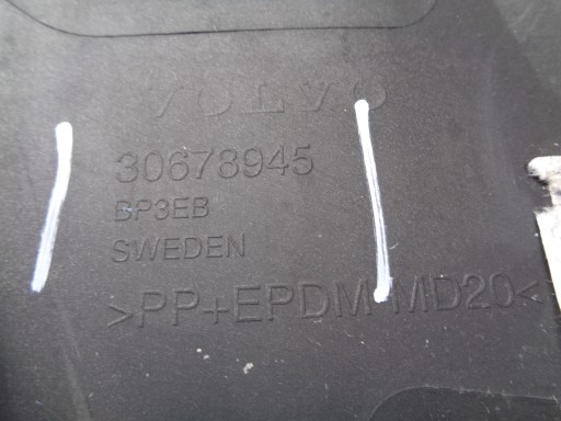 BRANIK PREDNJA STRANA VOLVO XC90 07-14 REDIZAJN NR 47692