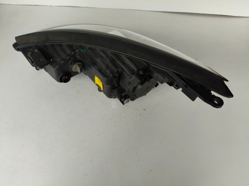 LAMPA FAR DESNA STRANA HYUNDAI IX35 13- REDIZAJN XENON LED