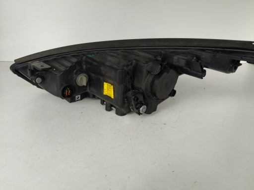 LAMPA FAR DESNA STRANA HYUNDAI IX35 13- REDIZAJN XENON LED