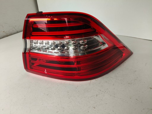 LAMPA FAR DESNA STRANA ZADNJA MERCEDES ML W166 11- LED