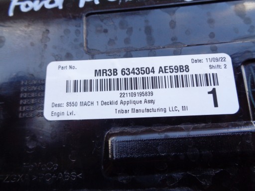 SPOJLER DODATAK LAJSNA GEPEKA FORD MUSTANG MACH 1 18- KAMERA