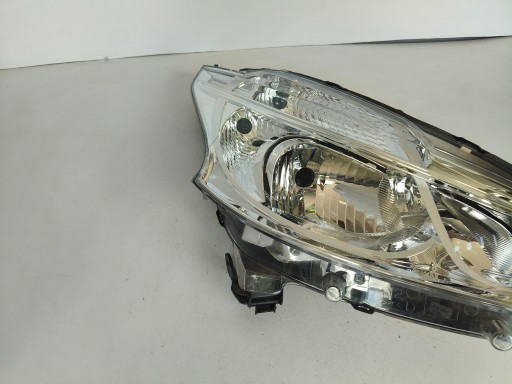 LAMPA FAR DESNA STRANA PEUGEOT 208 12-15 LAMPA FAR DESNA STRANA PEUGEOT 208 12-15