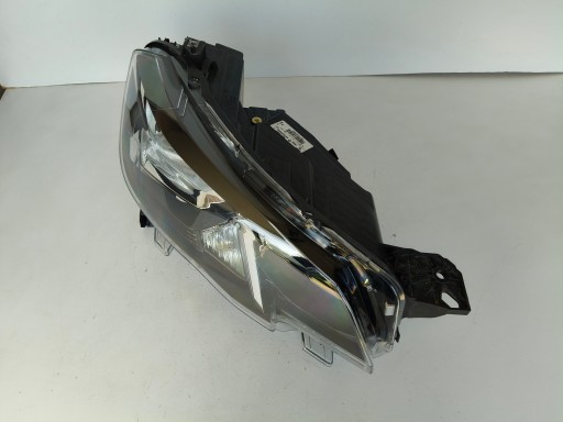 LAMPA FAR DESNA STRANA PEUGEOT PARTNER IV 18-