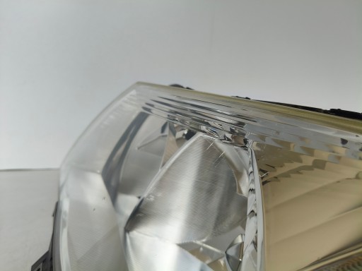 LAMPA FAR LIJEVA STRANA SUBARU FORESTER III 08-