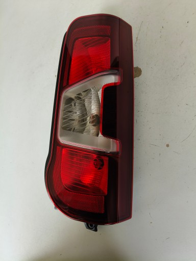 LAMPA FAR DESNA STRANA ZADNJA CITROEN BERLINGO IV 18- PEUGEOT PARTNER ISPOD VRATA