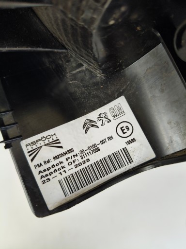 LAMPA FAR DESNA STRANA ZADNJA CITROEN BERLINGO IV 18- PEUGEOT PARTNER ISPOD VRATA