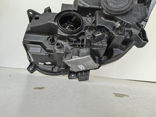 LAMPA FAR DESNA STRANA FORD GALAXY MK4 15- LED