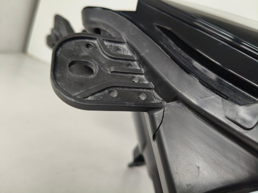 LAMPA FAR DESNA STRANA TOYOTA AYGO X 22-