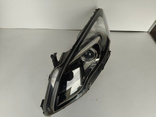 LAMPA FAR LIJEVA STRANA OPEL ZAFIRA C 12-16