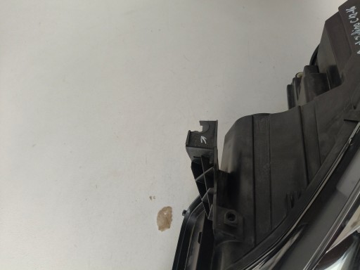 LAMPA FAR LIJEVA STRANA OPEL ZAFIRA C 12-16