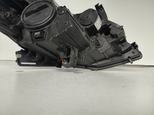 LAMPA FAR LIJEVA STRANA OPEL ZAFIRA C 12-16