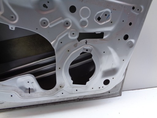 VRATA LIJEVA PREDNJA STRANA OPEL MERIVA B 10- NR 47008