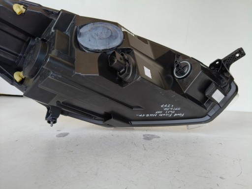LAMPA FAR LIJEVA STRANA FORD FIESTA MK8 17- LED LAMPA FAR LIJEVA STRANA FORD FIESTA MK8 17- LED