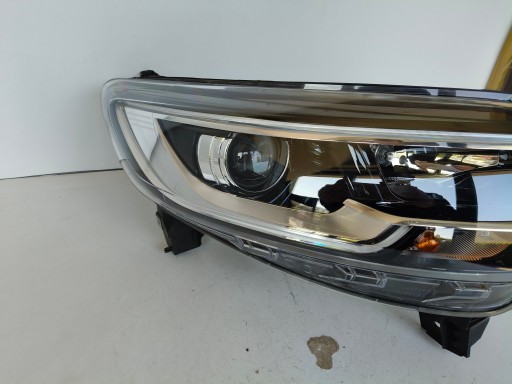 LAMPA FAR DESNA STRANA RENAULT KADJAR 18- REDIZAJN LED