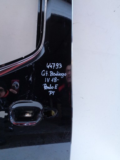 VRATA DESNA BOČNA ZADNJA CITROEN BERLINGO IV COMBO E PARTNER 18- 44793 VRATA DESNA BOČNA ZADNJA CITROEN BERLINGO IV COMBO E PARTNER 18- 44793