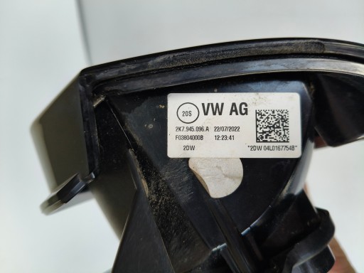 LAMPA FAR DESNA STRANA ZADNJA VW CADDY 2K7 20-