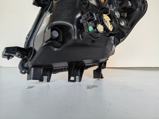 NOVO LAMPA FAR DESNA STRANA FORD RANGER 12- TAMNA NOVO LAMPA FAR DESNA STRANA FORD RANGER 12- TAMNA