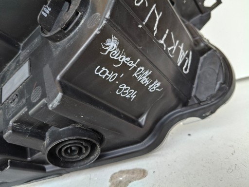 LAMPA FAR LIJEVA STRANA PEUGEOT PARTNER 18-