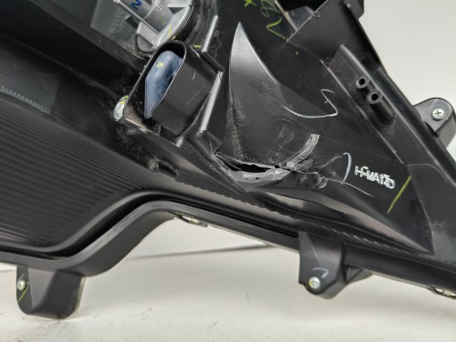 LAMPA FAR LIJEVA STRANA MITSUBISHI SPACE STAR 20-