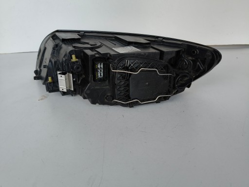 LAMPA FAR DESNA STRANA VOLVO V50 S40 07- REDIZAJN