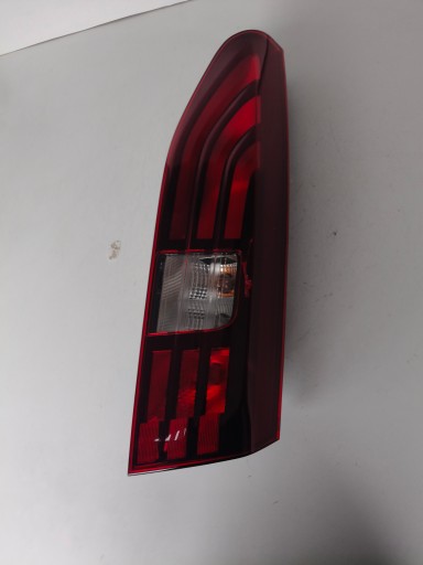 LAMPA FAR DESNA STRANA ZADNJA CITROEN BERLINGO IV 18- PEUGEOT PARTNER ISPOD GEPEKA