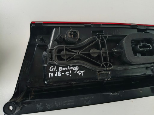 LAMPA FAR DESNA STRANA ZADNJA CITROEN BERLINGO IV 18- PEUGEOT PARTNER ISPOD GEPEKA