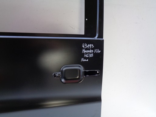 NOVI ORIGINAL VRATA DESNA  ZADNJA BOČNA MERCEDES VITO W638 NR 43193