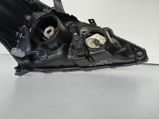 LAMPA FAR LIJEVA STRANA TOYOTA VERSO 13- REDIZAJN