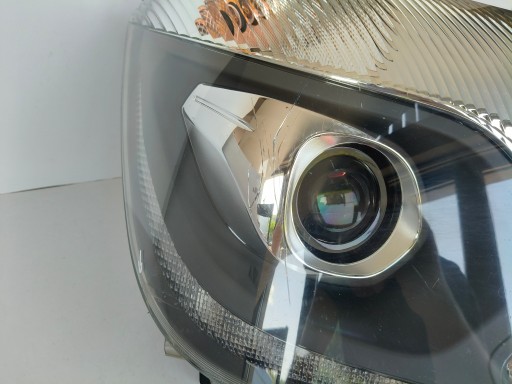 LAMPA FAR DESNA STRANA MERCEDES SPRINTER W906 13- REDIZAJN XENON LED