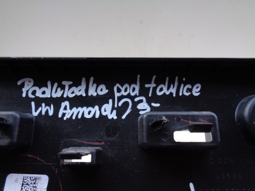 OBLOGA ZAŠTITA TABLICE VW AMAROK 23-