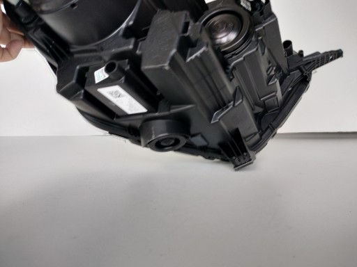 LAMPA FAR LIJEVA STARIRANA FORD ECOSPORT 17- REDIZAJN STARI TAMNA