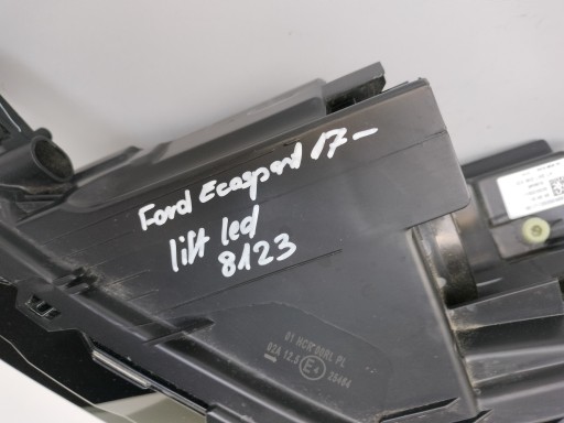 LAMPA FAR LIJEVA STARIRANA FORD ECOSPORT 17- REDIZAJN STARI TAMNA