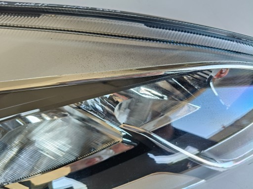 LAMPA FAR DESNA STRANA FORD FIESTA MK8 17- LAMPA FAR DESNA STRANA FORD FIESTA MK8 17-