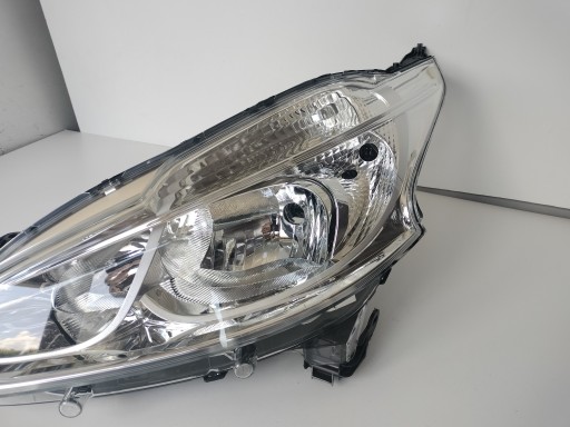 LAMPA FAR LIJEVA STRANA PEUGEOT 208 12-15