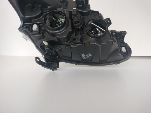 LAMPA FAR LIJEVA STRANA PEUGEOT 208 12-15